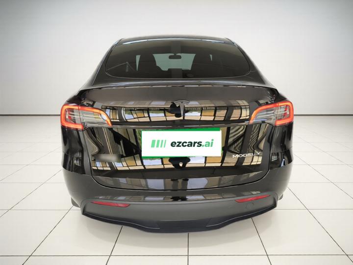 Model Y 2023 RWD photo 5