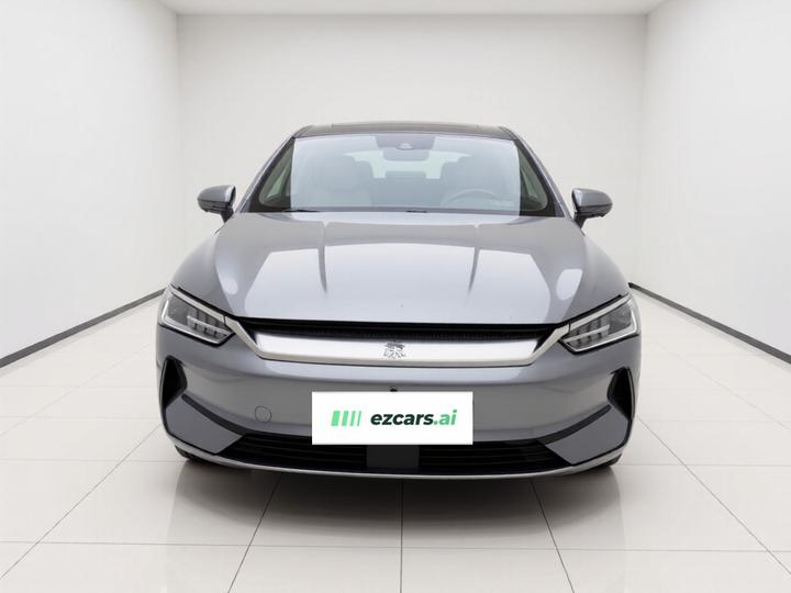 Qin PLUS 2023 Champion EV 610KM Excellence photo 2