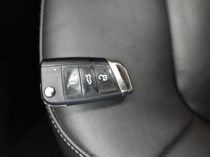 Passat 2017 330TSI DSG photo 8