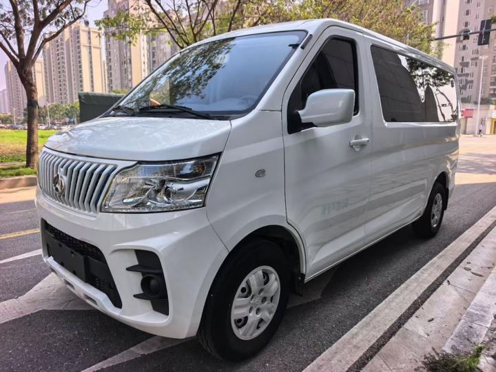 Changan EM60 2023 EV Bus 4525 6-Seater60kW 41.86kWh