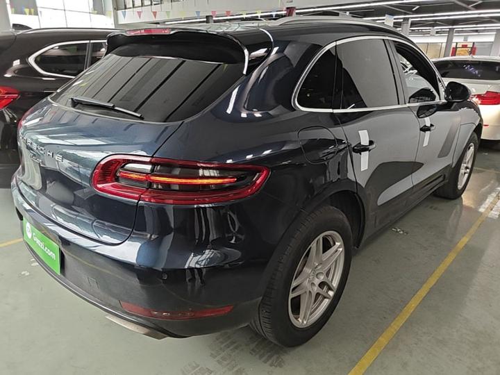 2016 Macan 2.0T photo 4