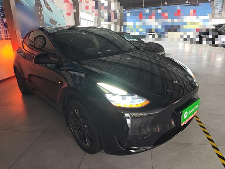 Model Y 2023 RWD photo 3