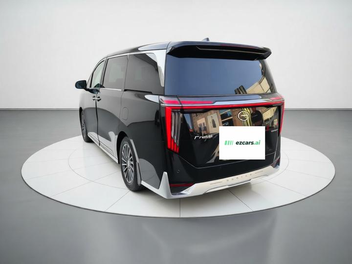 GAC Trumpchi M8 2025 Hybrid photo 4