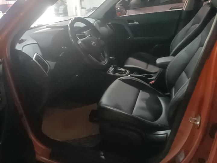 ix25 2015 1.6L AT RWD Smart GLS photo 6