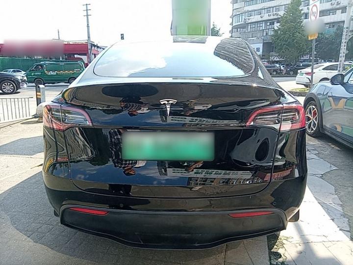 Model Y 2023 RWD photo 3