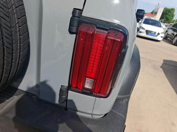 300 2024 2.0T Conqueror photo 7