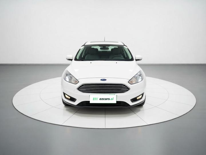 Focus 2018 Sedan Classic EcoBoost 180 AT Elite photo 2