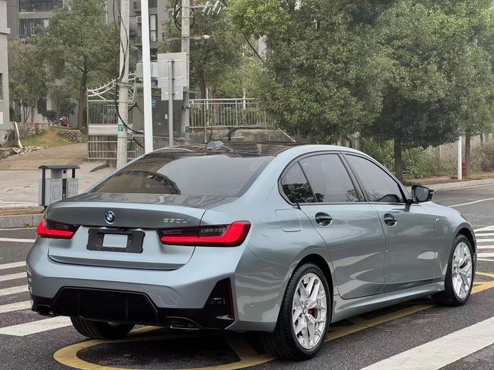 3 Series 2025 330Li 50 photo 7