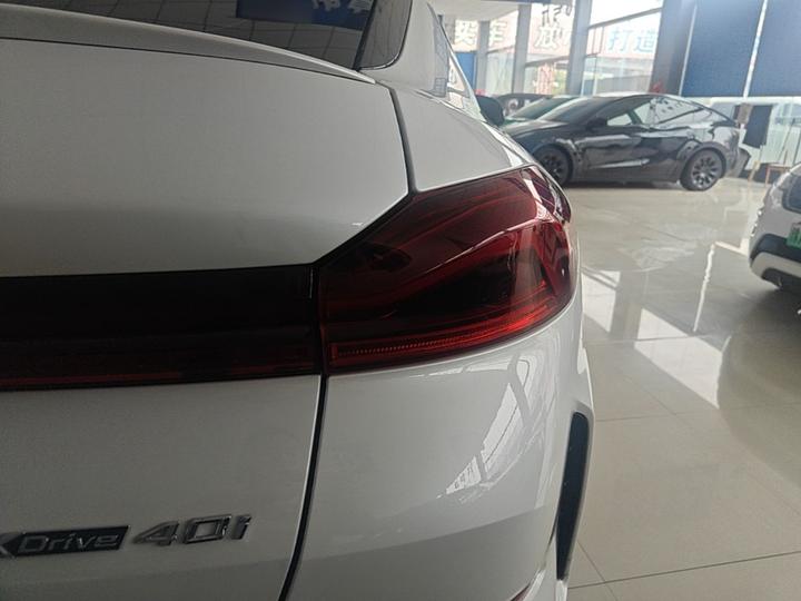 X6 2022 xDrive30i M Sport Package photo 7