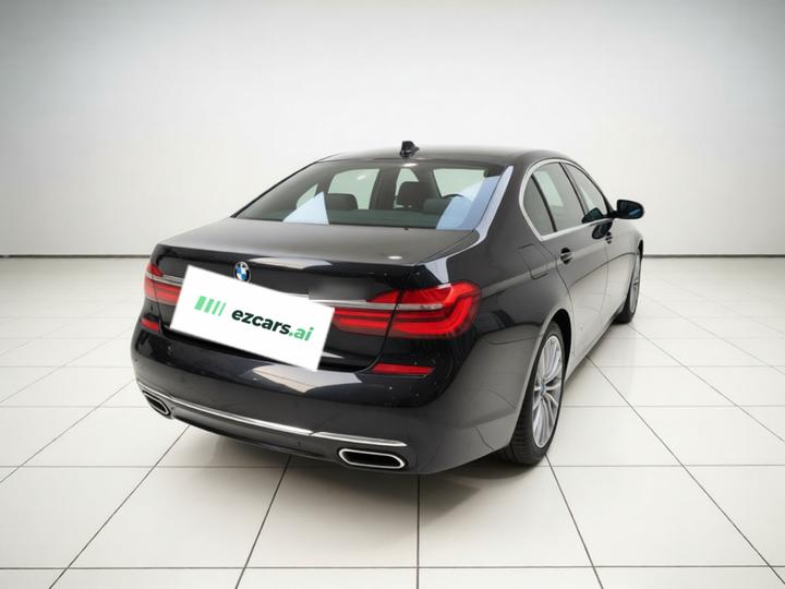 7 Series 2018 730Li Leading M Sport Package photo 6
