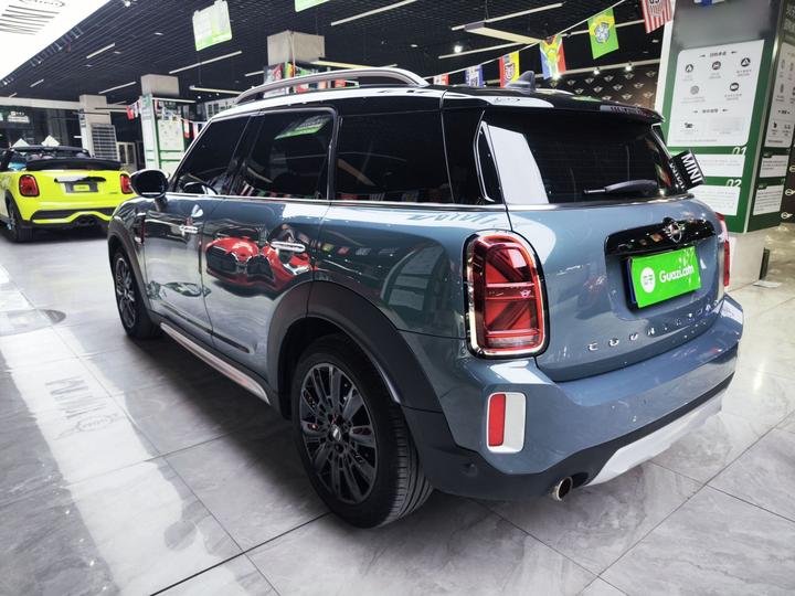 2021 1.5T COOPER ALL4 photo 4
