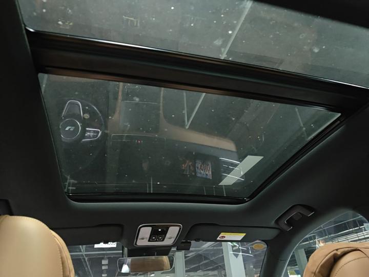 Li Auto ONE 2021 EREV 6-Seater photo 8