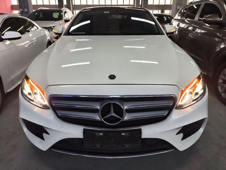 E-Class 2019 Facelift E 300 L Sport Luxury photo 2