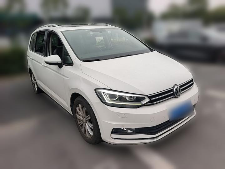 2018 L 280TSI DSG 6-Seater photo 3