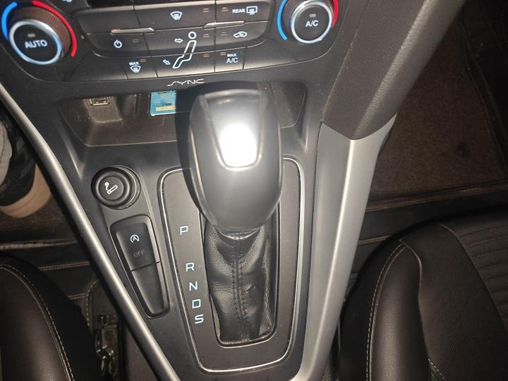 Focus 2015 Hatchback EcoBoost 180 AT Sport photo 6