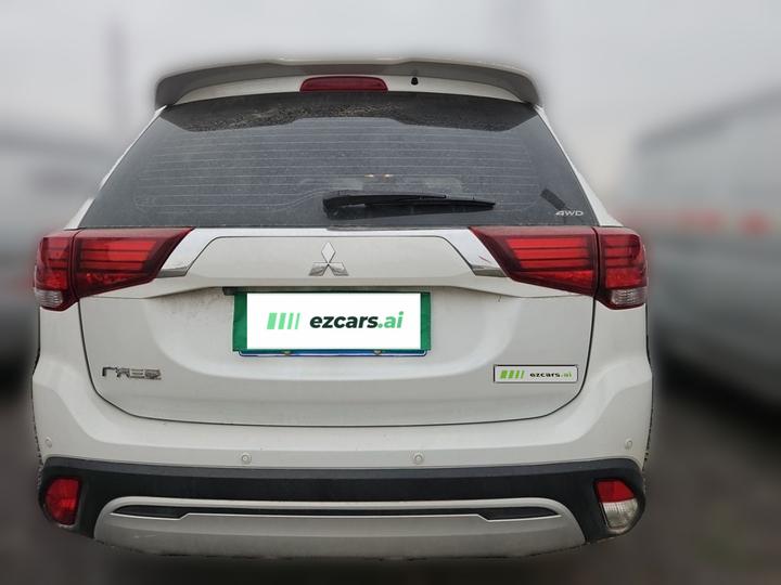 Outlander 2020 2.4L AWD Enjoy 5-Seater photo 5