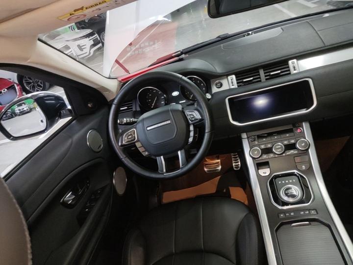 Range Rover Evoque 2016 2.0T SE photo 6