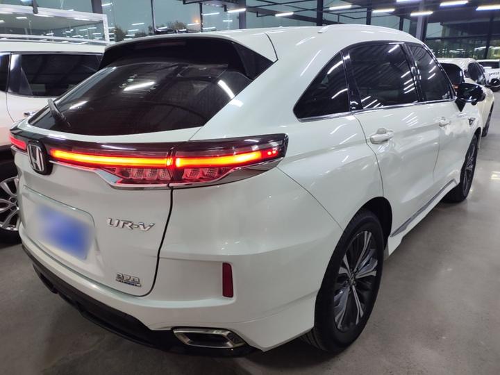 UR-V 2020 370TURBO RWD photo 6