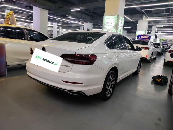 Lavida 2022 1.5L AT photo 6