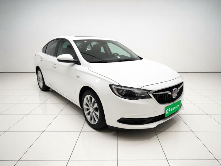 Excelle 2019 18T AT Elite China VI photo 3