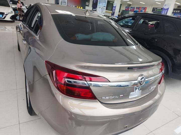 Regal 2015 1.6T Elite Tech photo 5