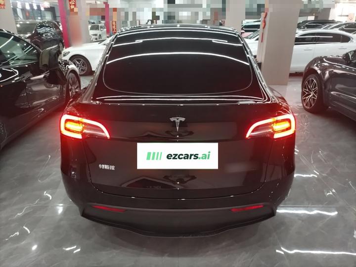 Model Y 2022 Facelift RWD photo 5