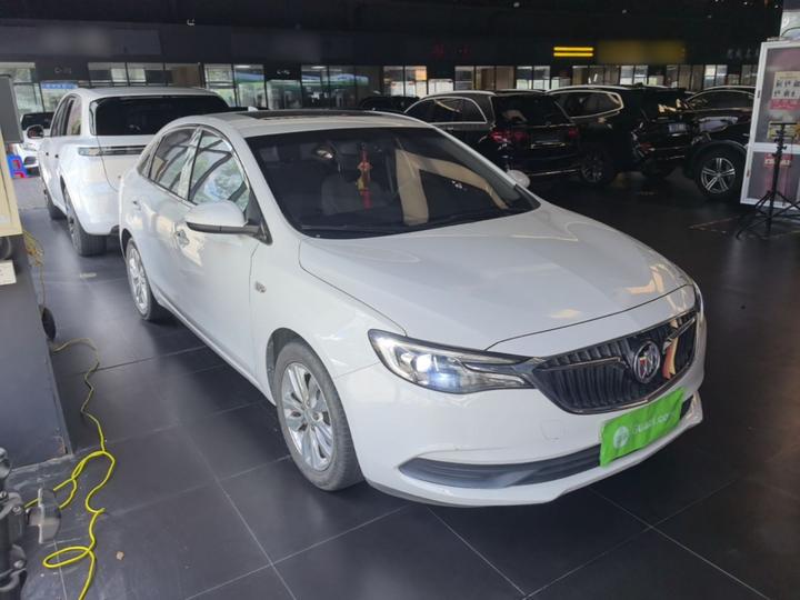 Excelle 2019 15T DCT Elite China VI photo 3