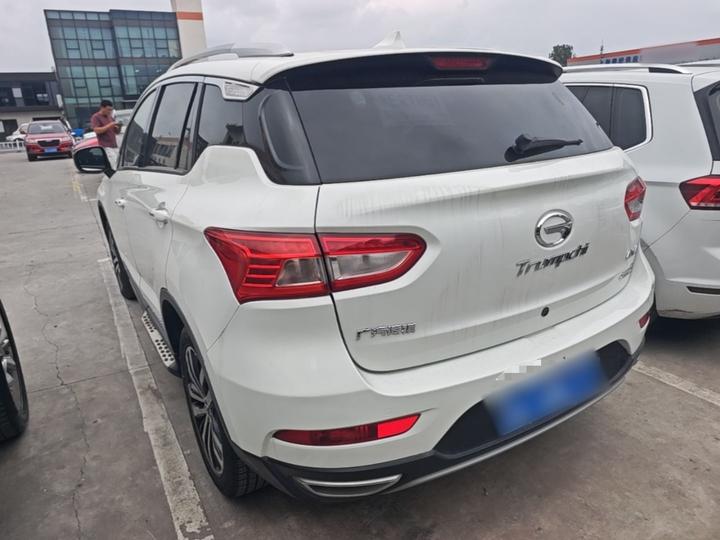 GAC Trumpchi GS4 2017 235T AT RWD Luxury Connected photo 4