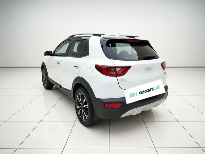 Stonic 2021 1.4L CVT photo 4