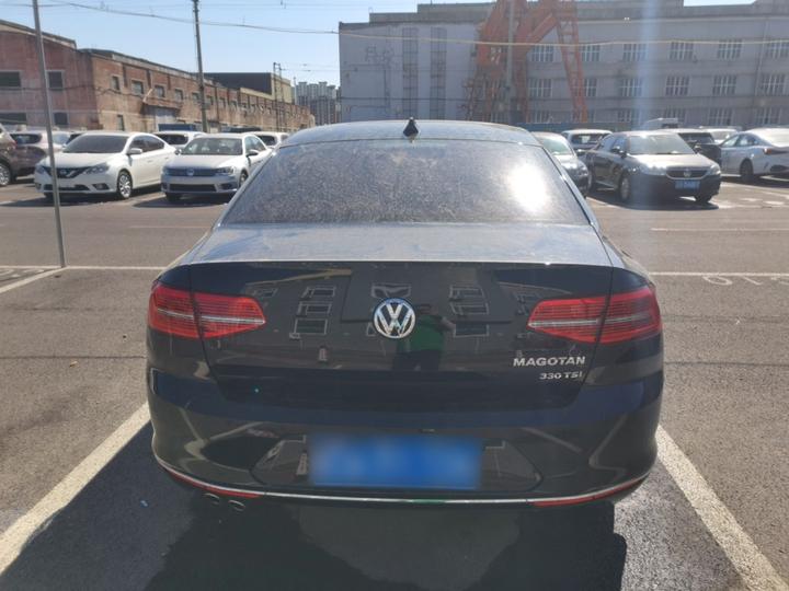 Magotan 2017 330TSI DSG Leading photo 3