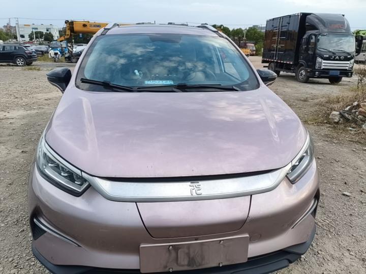 Yuan Pro 2023 401KM Luxury photo 2
