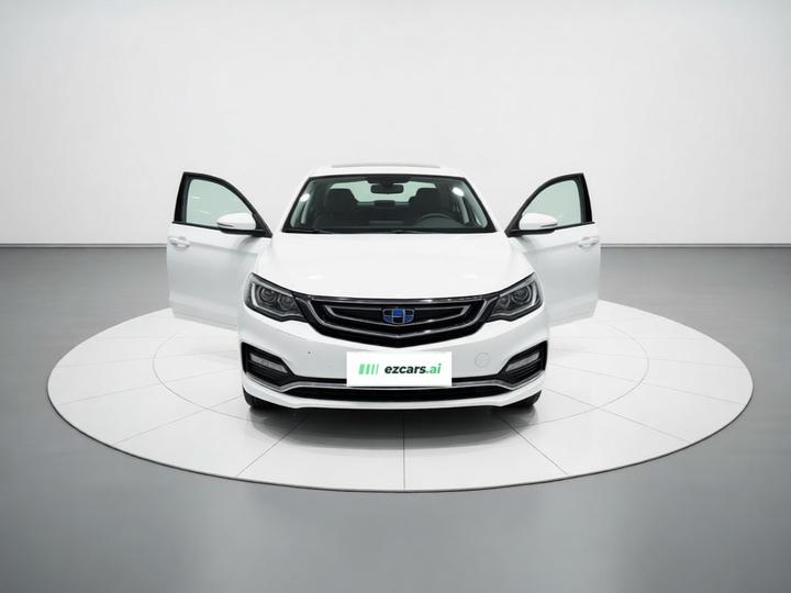 Vision 2018 1.5L MT photo 2