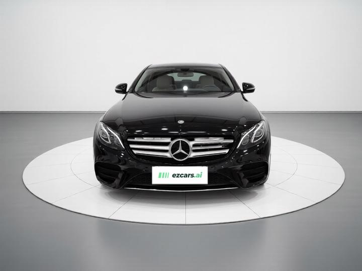 E-Class 2020 E 300 L Sport Luxury photo 2