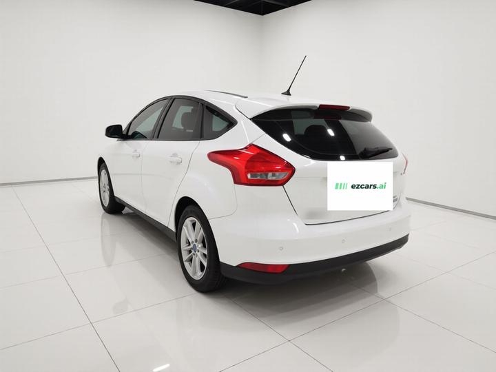 Focus 2015 Hatchback 1.6L AT photo 4