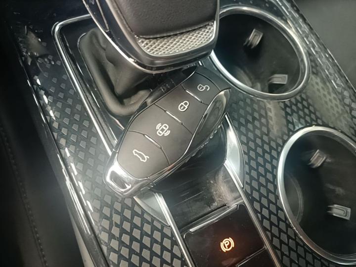 HS3 PHEV 2025 125km 200 Anniversary Edition photo 8