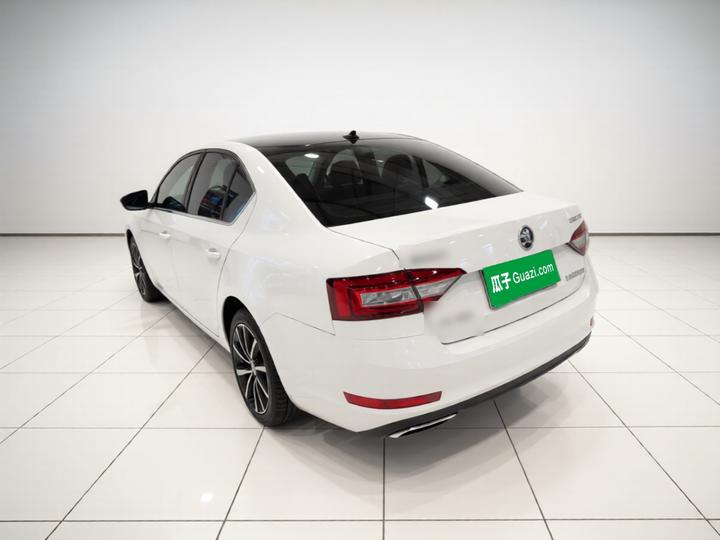 Octavia 2019 TSI280 DSG Luxury photo 4