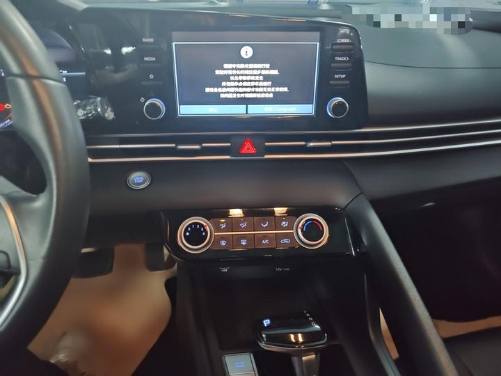 Elantra 2022 1.5L CVT GLX Elite photo 7
