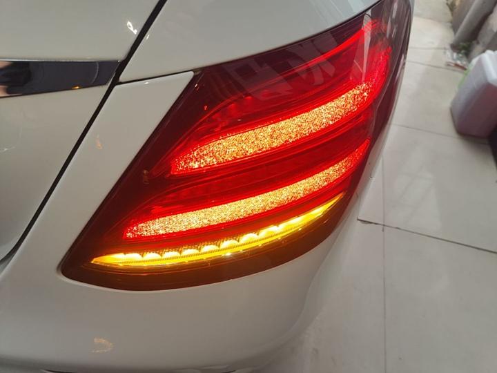E-Class 2018 Facelift E 200 L Sport photo 7