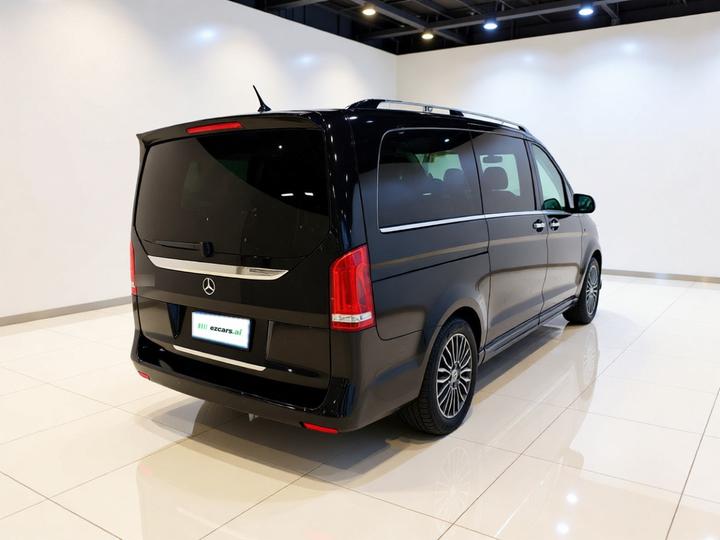 V-Class 2018 V 260 Premium China VI photo 4