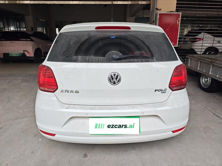 Polo 2016 1.6L AT Comfort photo 5