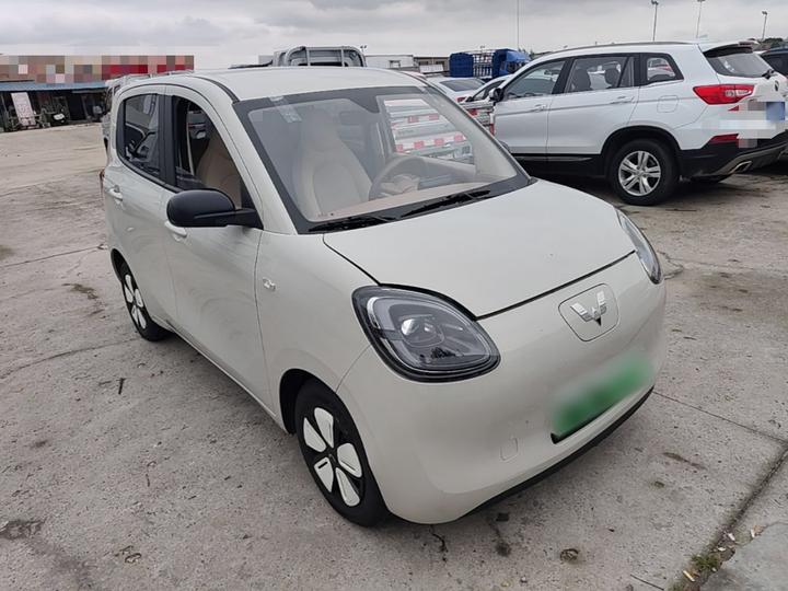 Hongguang MINIEV 2025 4th Gen 4-Door Advanced photo 3