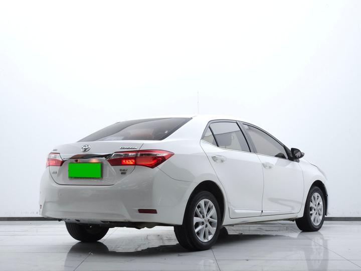 Corolla 2017 1.2T CVT GL-i photo 2