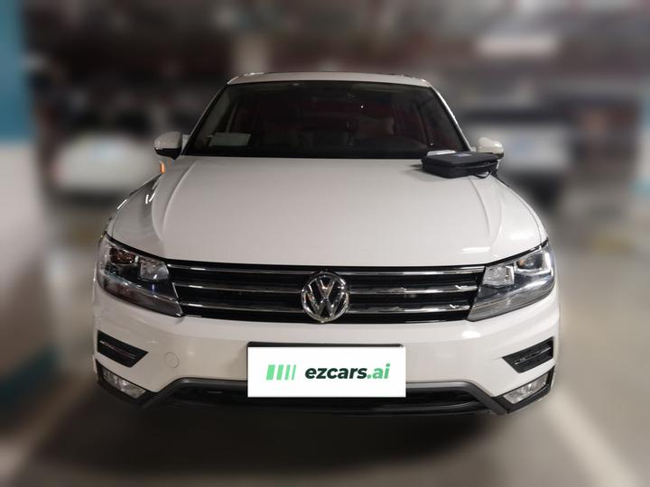 Tiguan L 2017 330TSI AT RWD Luxury photo 2