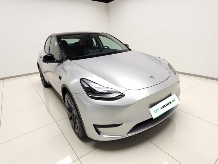 Model Y 2024 RWD photo 3
