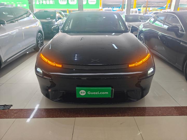 P7 2023 P7i 702 Pro photo 2