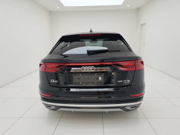 Q8 2021 55 TFSI Dynamic photo 5