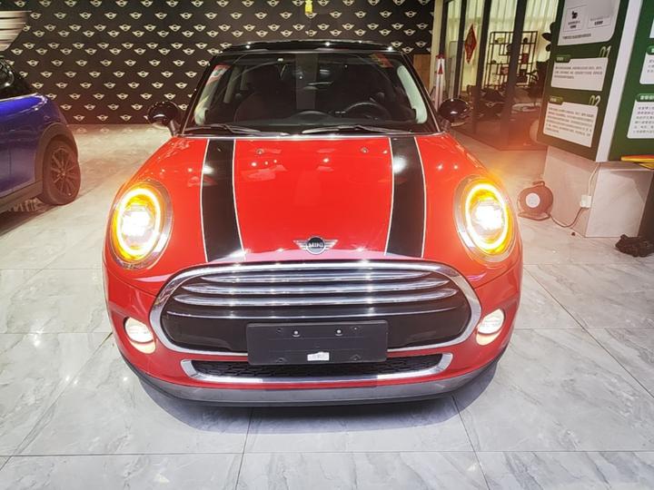 2018 1.5T COOPER photo 2