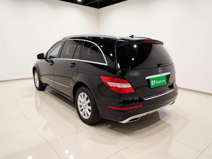 R-Class 2017 R 320 4MATIC Business Edition photo 4
