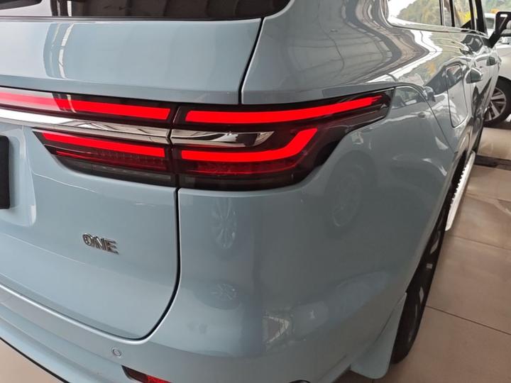 Li Auto ONE 2020 EREV 6-Seater photo 7