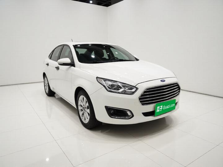 Escort 2015 1.5L AT Fashion photo 3